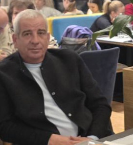 Снимка на адвокат