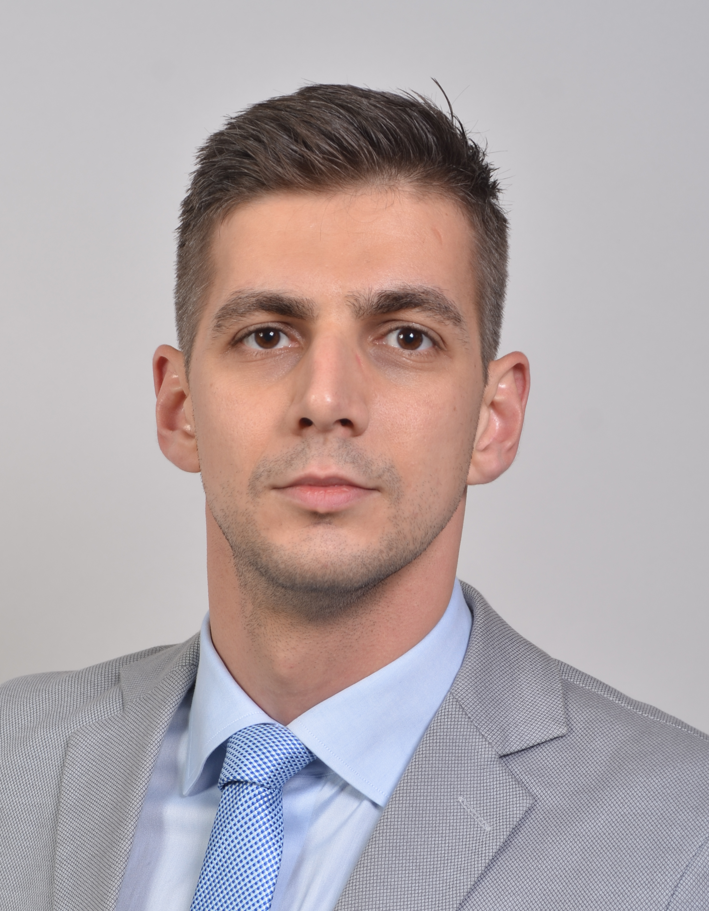 Снимка на адвокат