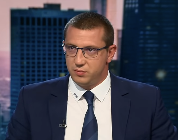Снимка на адвокат